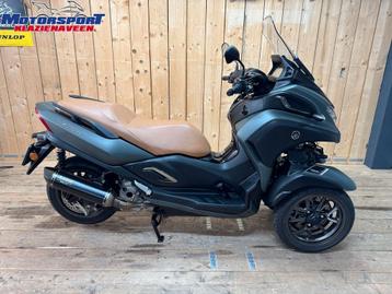 YAMAHA TRICITY 300 GESCHIKT VOOR AUTORIJBEWIJS | AKRAPOVIC | beschikbaar voor biedingen