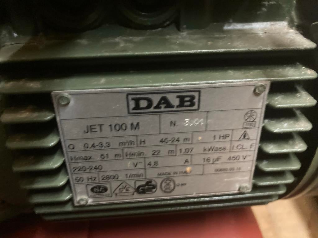 DAB Waterpomp met Fermanox Ontijzeringsinstallatie, Zakelijke goederen, Machines en Bouw | Industrie en Techniek, Ophalen