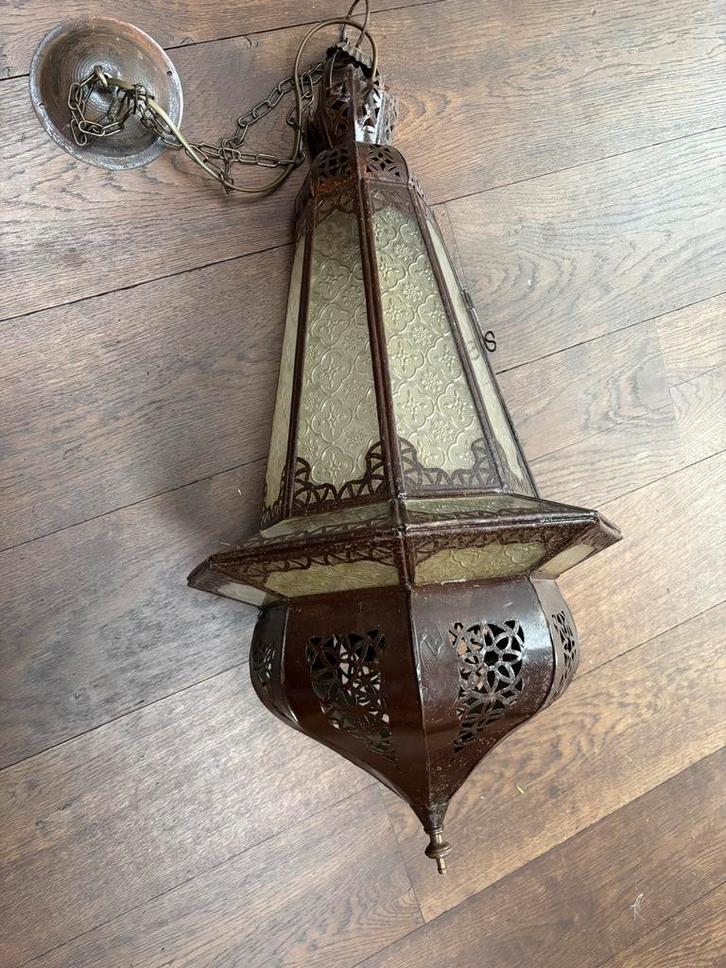 Oosterse hanglamp met glas en metaal, Huis en Inrichting, Lampen | Hanglampen, Gebruikt, 50 tot 75 cm, Glas, Ophalen of Verzenden