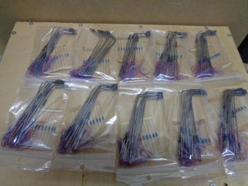 Te koop 100 stuks nieuwe LED-lantaarns 3 volt voor H0 spoor. beschikbaar voor biedingen