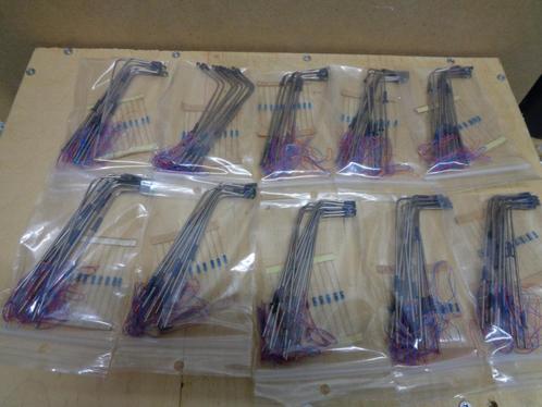 Te koop 100 stuks nieuwe LED-lantaarns 3 volt voor H0 spoor., Hobby en Vrije tijd, Modeltreinen | H0, Nieuw, Gelijkstroom, Overige merken