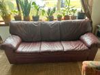Gratis 3-zits leren bank - bruin/paars/bordeaux, Huis en Inrichting, Banken | Bankstellen, Ophalen, Gebruikt, Driepersoons, Rechte bank