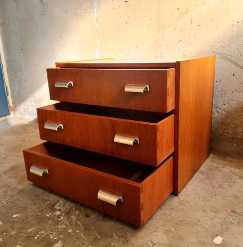 Pastoe ladenkast dressoir side table jaren 60 cognac kleur, Huis en Inrichting, Kasten | Ladekasten, Gebruikt, Minder dan 100 cm