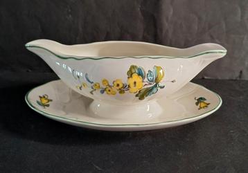 Villeroy&Boch sauciere met schotel. Floral decor Jamaica.  beschikbaar voor biedingen
