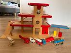 Garage van hout, Kinderen en Baby's, Speelgoed | Houten speelgoed, Ophalen, Gebruikt, Overige typen