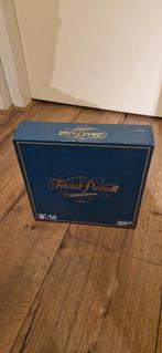 Trivial Pursuit - Klassieke Editie, Hobby en Vrije tijd, Gezelschapsspellen | Bordspellen, Vijf spelers of meer, Ophalen of Verzenden