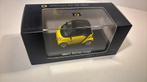 Smart fortwo coupé yellow minichamps 1.43, Hobby en Vrije tijd, Modelauto's | 1:43, Auto, Ophalen of Verzenden, MiniChamps, A