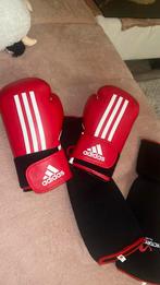 Box handschoenen adidas en kniebeschermers gratis erbij, Ophalen of Verzenden, Zo goed als nieuw, Overige