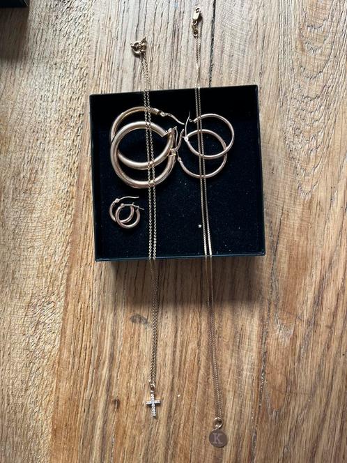 14k rose goud set, Sieraden, Tassen en Uiterlijk, Oorbellen, Zo goed als nieuw, Goud, Ophalen