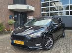 Ford Focus Wagon 1.0 ST line|PDC|Lm Velgen|Led|Stoelverwarmi, 65 €/maand, Gebruikt, Euro 6, Zwart