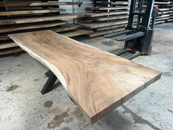 Boomstamtafel 300 x 90 x 8cm (64) beschikbaar voor biedingen