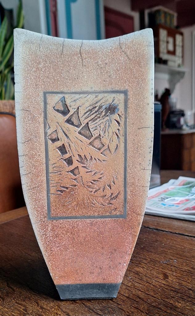 Vaas Raku Gebakken - JW 207, Antiek en Kunst, Antiek | Vazen, Ophalen of Verzenden