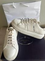 Prada sneakers, Kleding | Dames, Schoenen, Gedragen, Ophalen of Verzenden, Prada, Wit