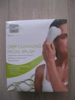 Nieuw in doos Silk 'n Sonic Clean DEEP -CLEANSING FACIAL  BR, Ophalen of Verzenden, Nieuw, Gehele gezicht, Reiniging