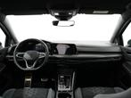 Volkswagen Golf 1.5 eTSI R-LINE DSG7 | Navi | 18 inch | Priv, 4 cilinders, Leder en Stof, Zwart, Origineel Nederlands