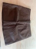 Mooie Rok van Kunstleer, Maat 38/40 (M), Bruin, Ophalen of Verzenden, Zo goed als nieuw