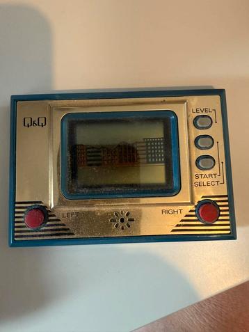 Q&Q spel beschikbaar voor biedingen
