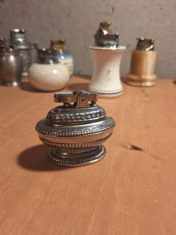 Vintage Tafelaanstekers beschikbaar voor biedingen