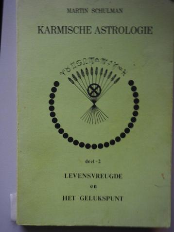 Karmische Astrologie beschikbaar voor biedingen