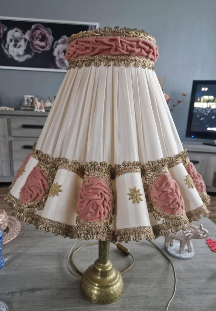 Barok lamp  rose met creme met messing voet, Ophalen of Verzenden, Zo goed als nieuw, Rond