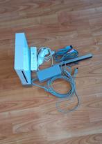 Witte Wii RVL-001 met kabels en controller, Spelcomputers en Games, Spelcomputers | Nintendo Wii, Ophalen of Verzenden, Zo goed als nieuw