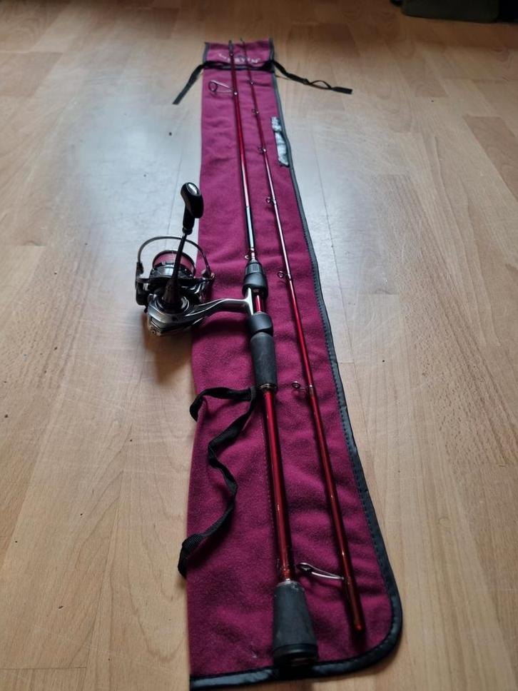 Westin W6 T&C met Daiwa Caldia LT2500, Watersport en Boten, Hengelsport | Roofvissen, Zo goed als nieuw, Complete set, Ophalen