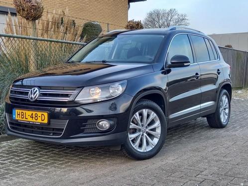 Volkswagen TIGUAN 1.4 TSI Blue Motion Sport & Style/ Automaa, Auto's, Volkswagen, Tiguan, ABS, Airbags, Boordcomputer, Centrale vergrendeling