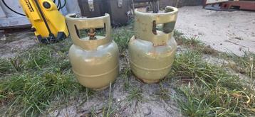 Gasflessen 2 stuks beschikbaar voor biedingen