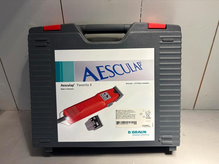 AESCULAP FAVORITA 2 INCL. Kammenset en 2 scheerkoppen !!, Dieren en Toebehoren, Honden-accessoires, Zo goed als nieuw, Ophalen of Verzenden