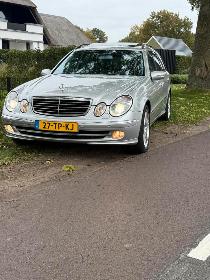 Mercedes-Benz Mercedes 2005 Grijs, Auto's, Mercedes-Benz, Particulier, E-Klasse, ABS, Achteruitrijcamera, Adaptive Cruise Control