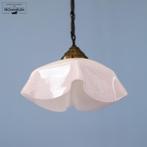 Antieke Art Deco vintage hanglamp met licht roze glas 1930s, Antiek en Kunst, Antiek | Lampen, Ophalen of Verzenden