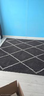 Zwart vloerkleed met ruitpatroon, Huis en Inrichting, Ophalen, Grijs, 150 tot 200 cm, 200 cm of meer