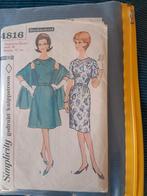 Vintage Dames jurk patroon mt 40, Hobby en Vrije tijd, Kledingpatronen, Ophalen of Verzenden, Gebruikt, Vrouw, Overige merken