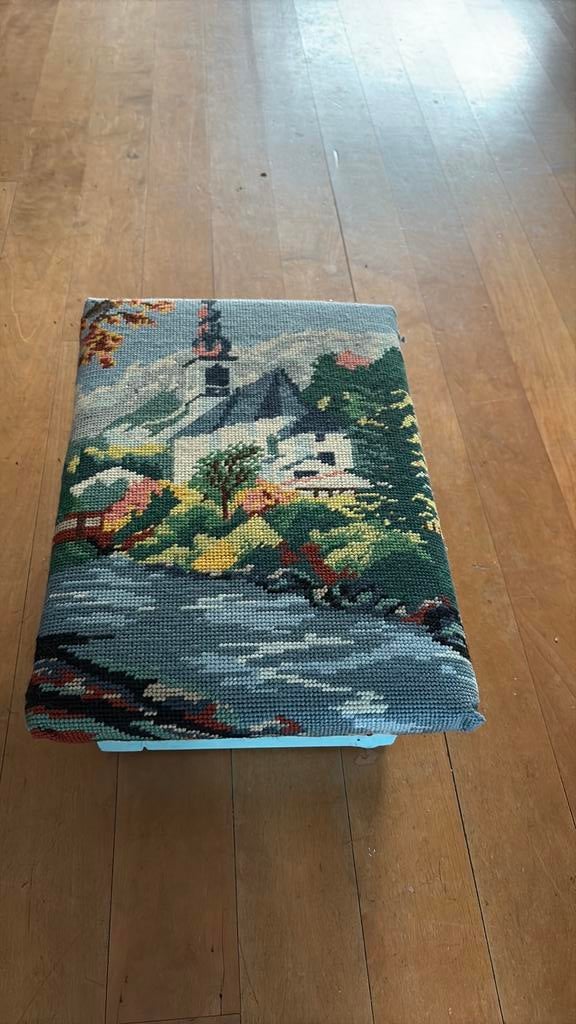 Voetenbankje vintage, Antiek en Kunst, Curiosa en Brocante, Ophalen of Verzenden