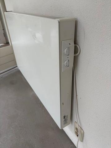 VASCO Elektrische Wandkachel - Hangend (2 stuks beschikbaar) beschikbaar voor biedingen