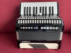 Z.g.a.n. kleine duitse Hohner Student accordeon . 48 bas ., Muziek en Instrumenten, Accordeons, 48-bas, Zo goed als nieuw, Hohner