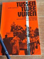 Tussen twee vuren. Fronttijd en evacuatie van Limburg, Boeken, Oorlog en Militair, Ophalen of Verzenden, Tweede Wereldoorlog, Gelezen