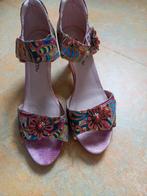 Prachtige kleurrijke schoen van Laura Vita maat 40 zgan, Overige kleuren, Zo goed als nieuw, Laura Vita, Sandalen of Muiltjes