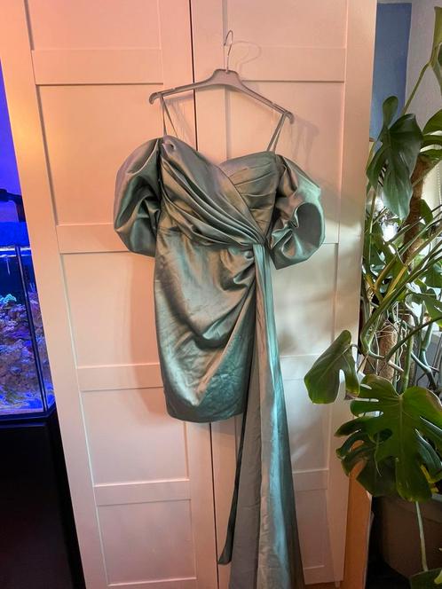 Gala jurk. Groen/zilver - maat 38-40, Kleding | Dames, Jurken, Zo goed als nieuw, Maat 38/40 (M), Groen, Boven de knie, Ophalen of Verzenden