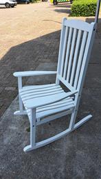 Witte houten Schommelstoel, Zitdiepte 50, Zitbreedte 48 cm, Ophalen, Gebruikt, Hout
