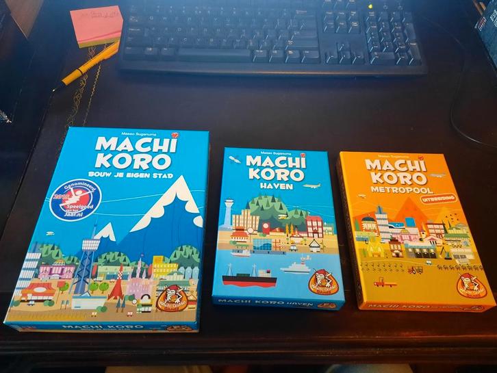 Machi Koro + 2 Uitbreidingen (Haven & Metropool), Hobby en Vrije tijd, Gezelschapsspellen | Kaartspellen, Gebruikt, Een of twee spelers