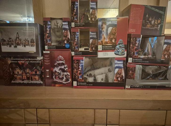 Kerstdorp Intratuin en overige, Diversen, Kerst, Zo goed als nieuw, Ophalen