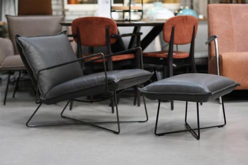 Gave zwarte fauteuil Earl + hocker Jess design metaal & leer, Huis en Inrichting, Fauteuils, Zo goed als nieuw, Leer, Metaal, 50 tot 75 cm