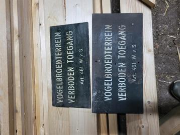  houten bordje beschikbaar voor biedingen