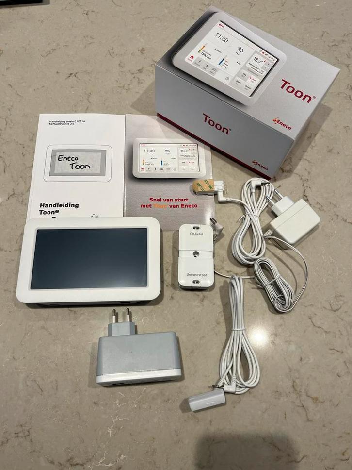 Eneco Toon Thermostaat - Slimme Bediening, Doe-het-zelf en Verbouw, Thermostaten, Zo goed als nieuw, Slimme thermostaat, Ophalen of Verzenden