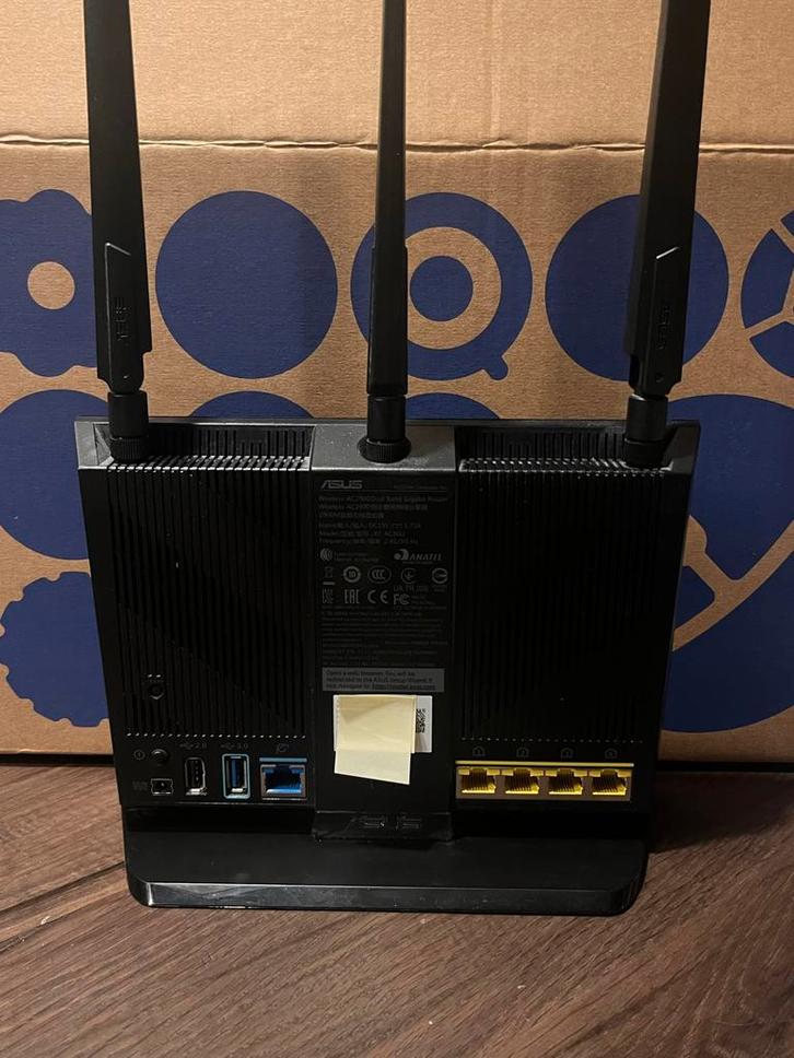 ASUS RT-AC86U Router - twee identieke routers, Computers en Software, Routers en Modems, Gebruikt, Router, Ophalen