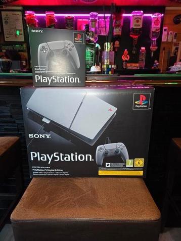 PS5 anniversary 30 years ( slim editie ) beschikbaar voor biedingen