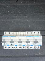 5x Hager Aardlekautomaat ADA916G B16 0.03A, Doe-het-zelf en Verbouw, Ophalen of Verzenden, Gebruikt, Schakelaar