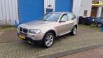 BMW X3 2.0i Business Line Inruil Mogelijk, Auto's, Zwart, 4 cilinders, Bedrijf, Handgeschakeld