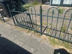 Tuinhek groen met boog en Franse lelie stijl ong 8 meter, Ophalen, Met poort, Gebruikt, Tuinhek